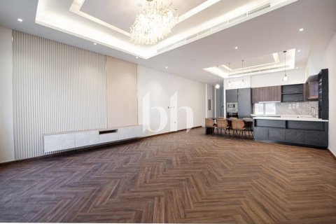 4 bedrooms Townhouse  No. 115763 2