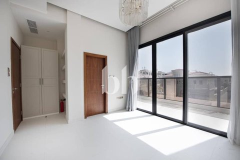 4 bedrooms Townhouse  No. 115763 16