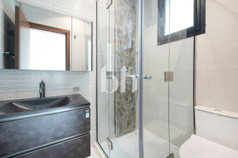 4 bedrooms Townhouse  No. 115763 9