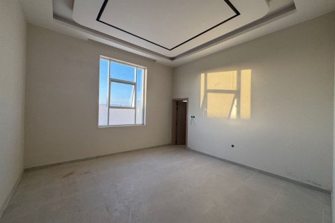4 bedrooms Villa in Seih Al Uraibi, UAE No. 183646 5