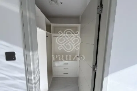 Studio Apartment in Downtown Dubai (Downtown Burj Dubai), UAE No. 164051 5
