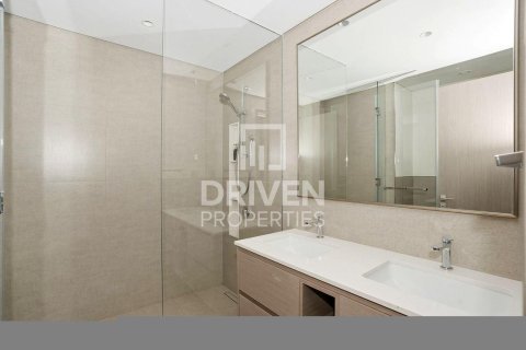 2 bedrooms Apartment in Opera District, UAE No. 192594 12