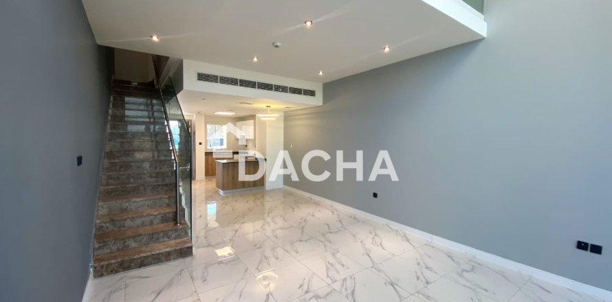 2 bedrooms Townhouse in Rukan, UAE No. 187565