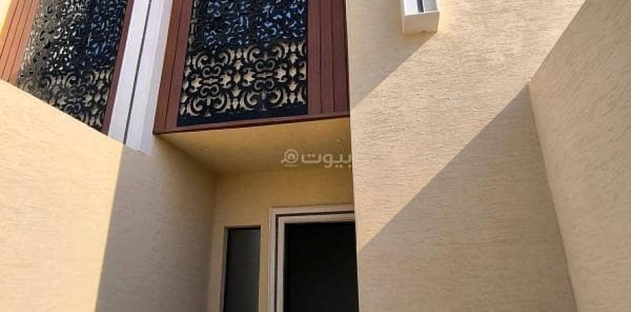 Квартира с 3 спальнями в Эр-Рияд, Саудовская Аравия №99502