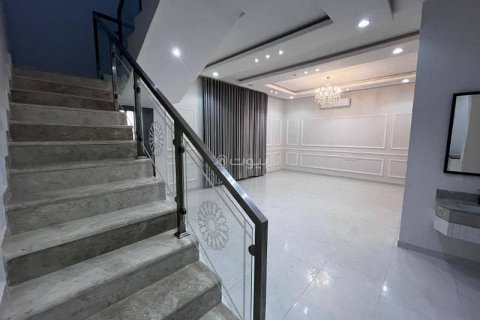 Villa de 5 chambres à Riyadh, Saudi Arabia No. 99500 11