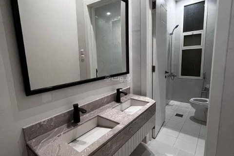Villa de 5 chambres à Riyadh, Saudi Arabia No. 99500 8
