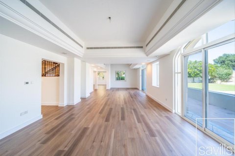 Villa de 5 dormitorios  No. 116610 5