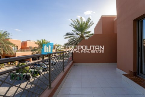 Villa de 4 chambres à Abu Dhabi, UAE No. 127211 4