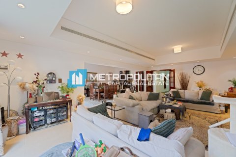Villa de 4 chambres à Abu Dhabi, UAE No. 127211 12