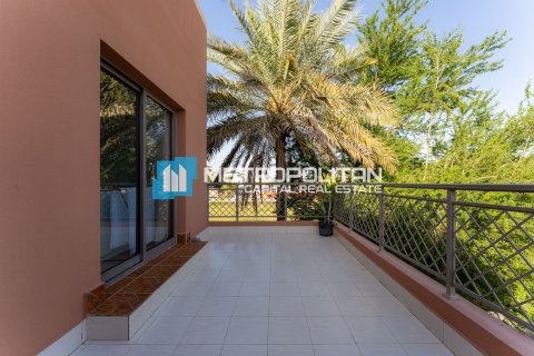 Villa de 4 chambres à Abu Dhabi, UAE No. 127211 18