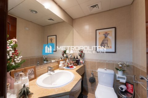 Villa de 4 chambres à Abu Dhabi, UAE No. 127211 16