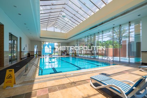 Villa de 4 chambres à Abu Dhabi, UAE No. 127211 23