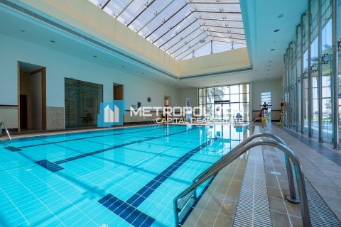 Villa de 4 chambres à Abu Dhabi, UAE No. 127211 22