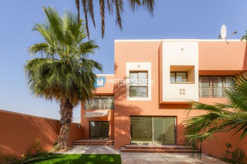 Villa de 4 chambres No. 127211 2