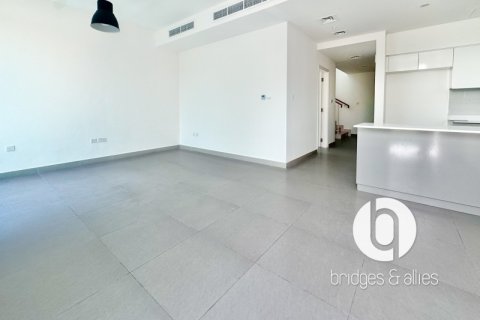 Вилла с 4 спальнями в Дубай Хилс Эстейт, ОАЭ №154513 3