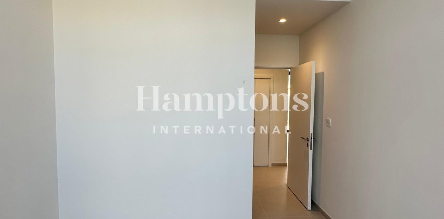 Вилла с 4 спальнями  №118479