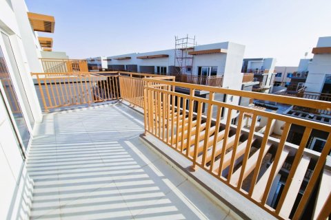 4 bedrooms Townhouse in DAMAC Hills (Akoya by DAMAC), UAE No. 168536 14