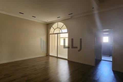 4 bedrooms Villa  No. 131490 13