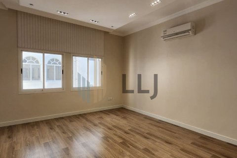 4 bedrooms Villa  No. 131490 18