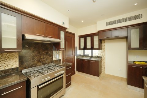 3 bedrooms Apartment  No. 131488 13