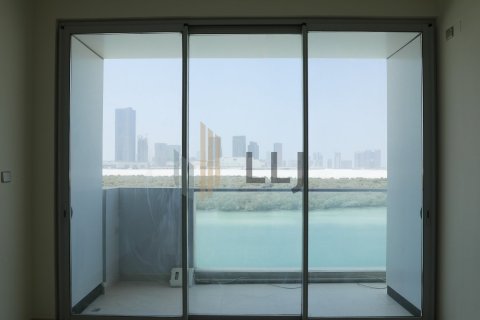2 bedrooms Apartment in Al Reem Island, UAE No. 131491 3