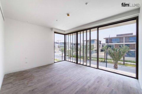 4 bedrooms Villa in Dubai, UAE No. 161314 16