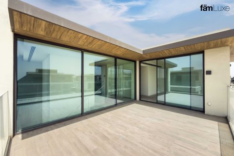 4 bedrooms Villa in Dubai, UAE No. 161314 18