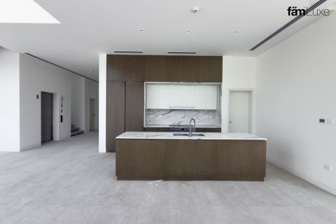 4 bedrooms Villa in Dubai, UAE No. 161314 14
