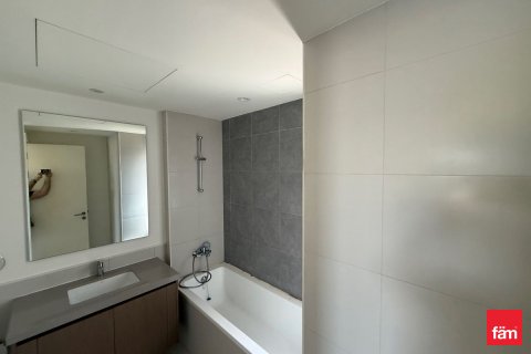 2 bedrooms Apartment in Dubai, UAE No. 143633 11