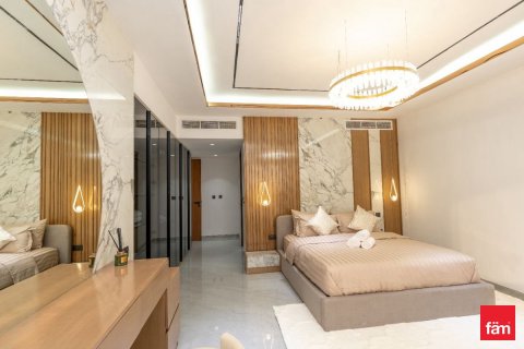 4 bedrooms Apartment in Dubai, UAE No. 142405 18