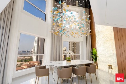 4 bedrooms Apartment in Dubai, UAE No. 142405 13