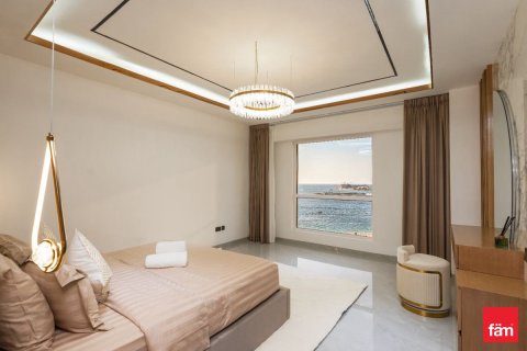 4 bedrooms Apartment in Dubai, UAE No. 142405 8