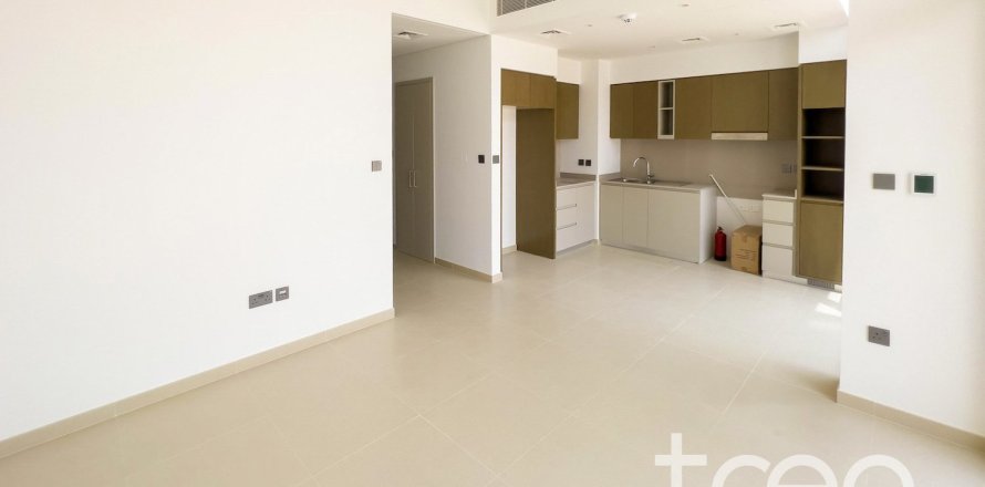Townhouse de 3 dormitorios en Spring, UAE No. 188059