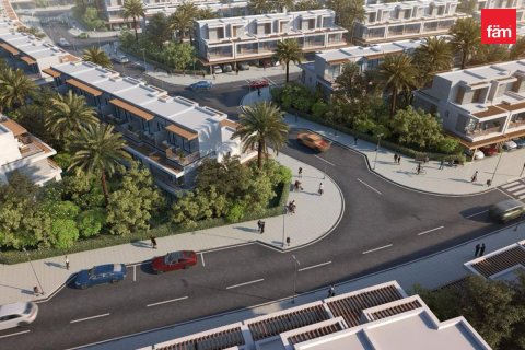 4 bedrooms Townhouse in Dubai, UAE No. 203033 8