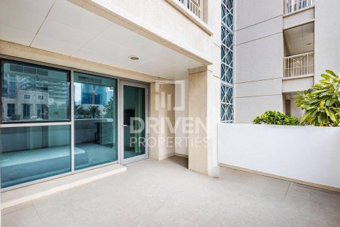 Studio Apartment in 29 Burj Boulevard, UAE No. 137939 5