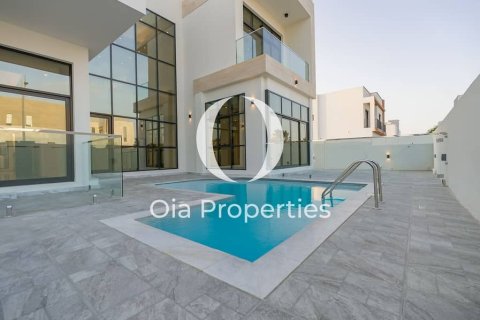 Villa de 5 dormitorios  No. 114943 2