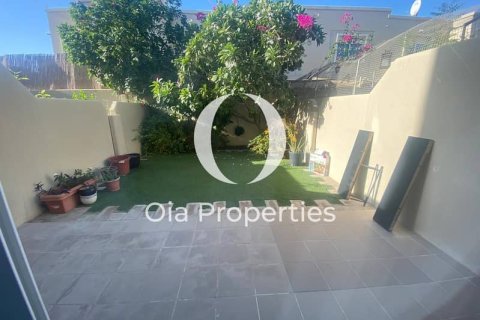 Townhouse de 2 dormitorios  No. 114946 2