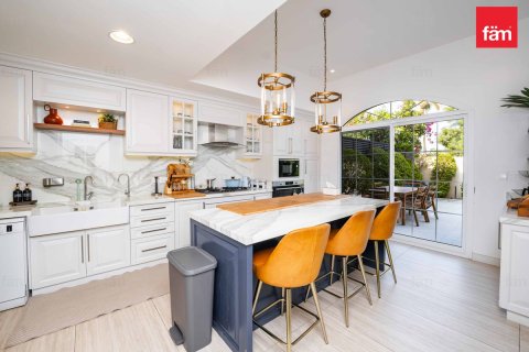 Townhouse de 4 dormitorios  No. 125276 19