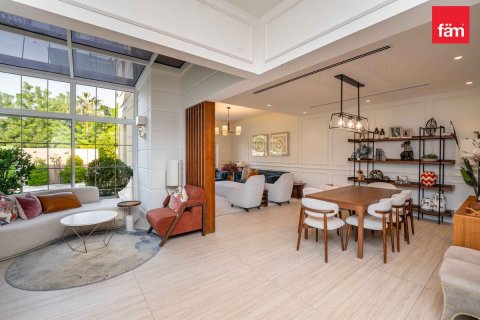 Townhouse de 4 dormitorios  No. 125276 2