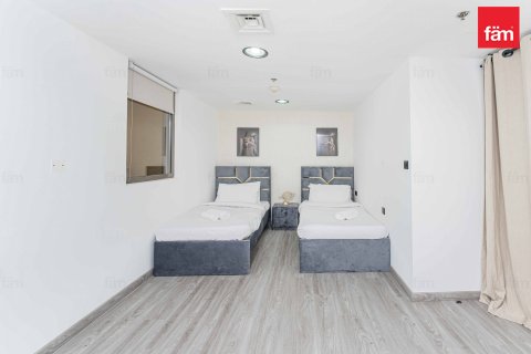 Apartment de 2 dormitorios en Dubai, UAE No. 89206 13