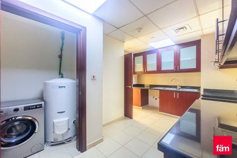 Appartement de 2 chambres à Dubai, UAE No. 101370 15
