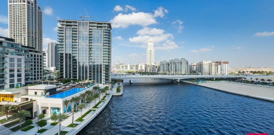 Appartement de 4 chambres à Dubai, UAE No. 101368