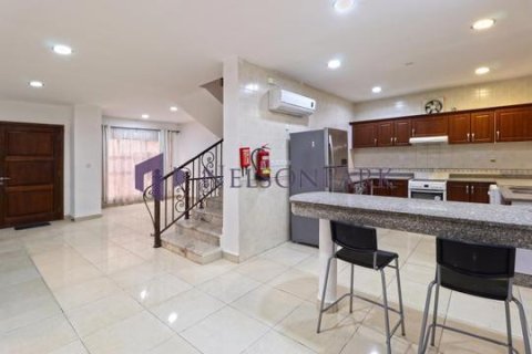 3 bedrooms Villa in Doha, Qatar No. 60897 9