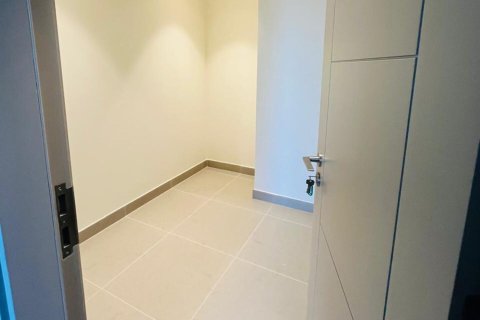 Квартира с 3 спальнями в Даунтаун Дубай (Даунтаун Бурдж Дубай), ОАЭ №166964 8