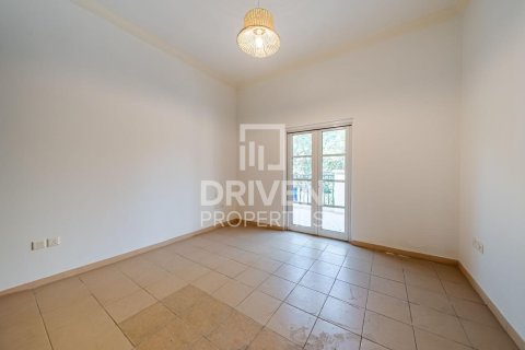 4 bedrooms Villa in The Villa, UAE No. 203984 16
