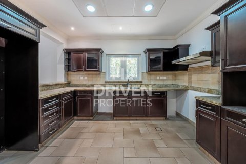 4 bedrooms Villa in The Villa, UAE No. 203984 19