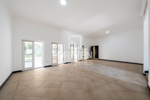 4 bedrooms Villa in The Villa, UAE No. 203984 4