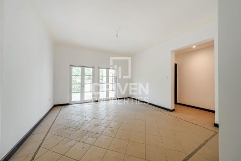 4 bedrooms Villa in The Villa, UAE No. 203984 18