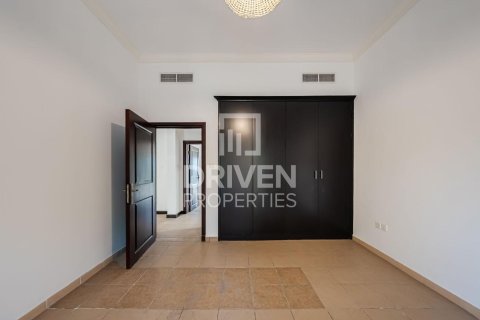 4 bedrooms Villa in The Villa, UAE No. 203984 17