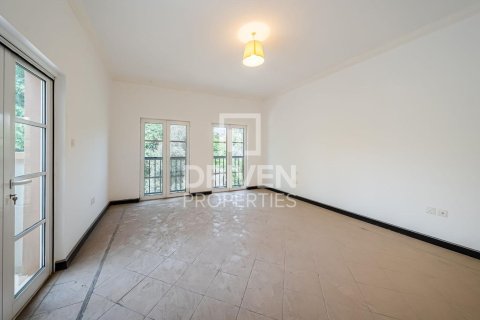 4 bedrooms Villa in The Villa, UAE No. 203984 11